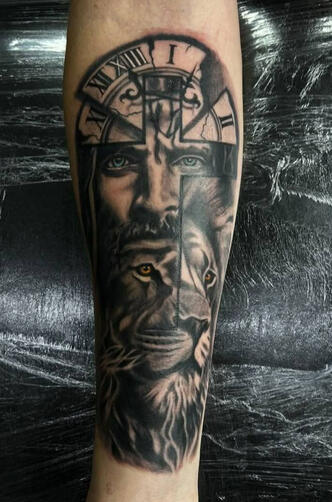 Реалистична татуировка гладиатор с Лъв | Eliz Tattoo Studio